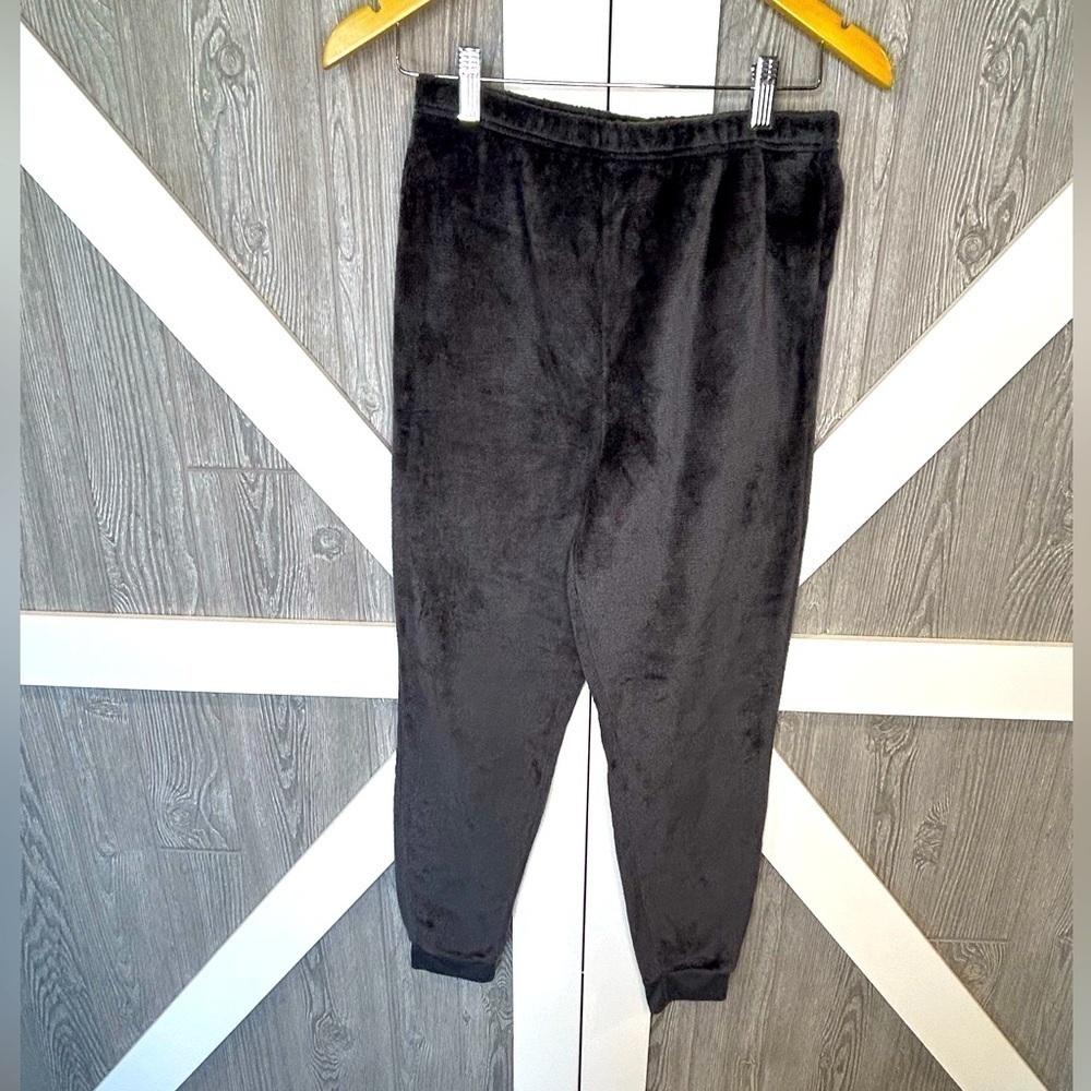 Youth Wonder Nation Sz XL 14/16 gray fleece bottoms. Bin048. Bag 350.